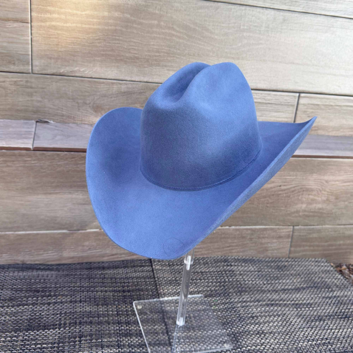 Queens INC - Cowboy hat in 100% Australian wool.: IVORY / ONE SIZE