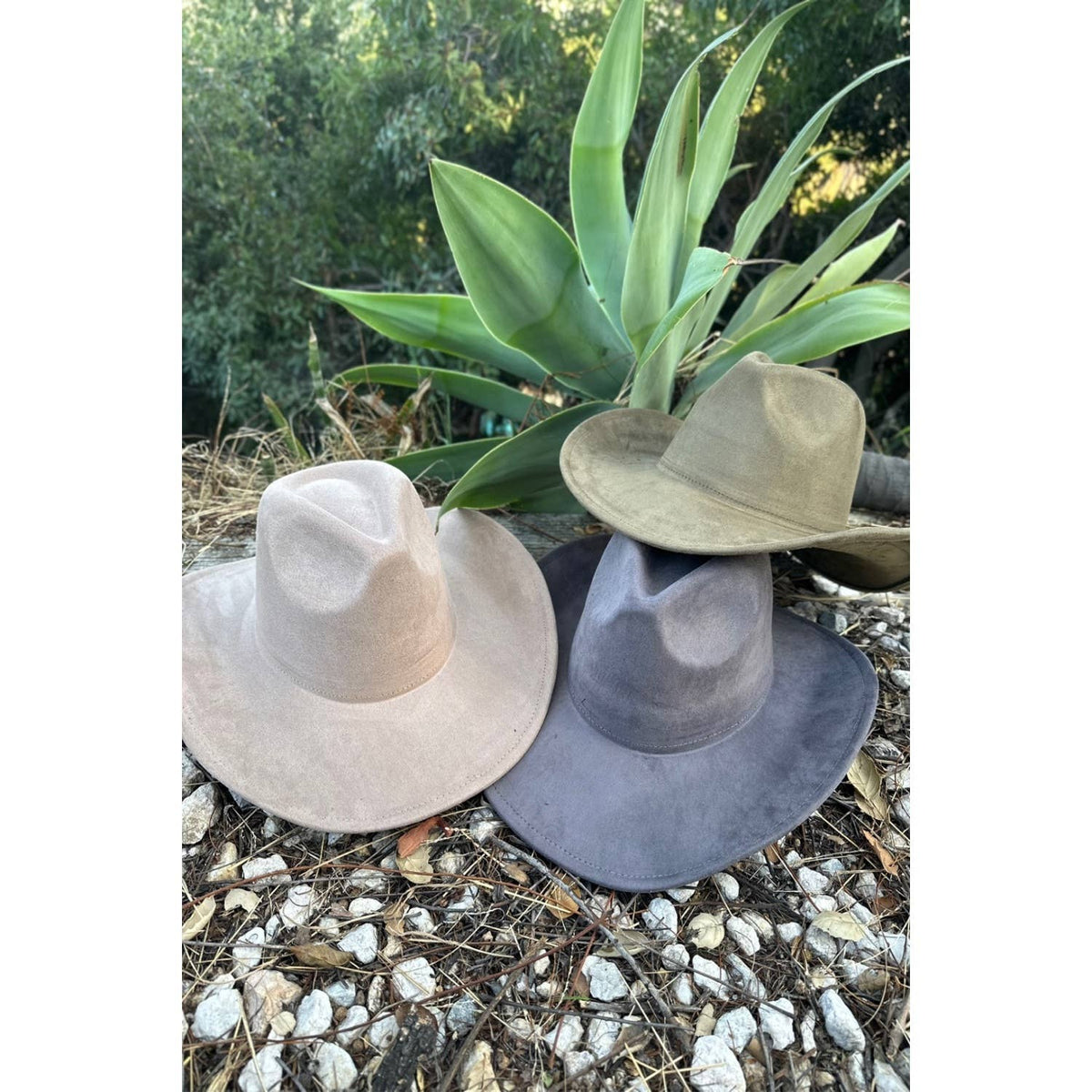 Queens INC - Fashion Vegan suede cowboy hat : STONE / ONE SIZE