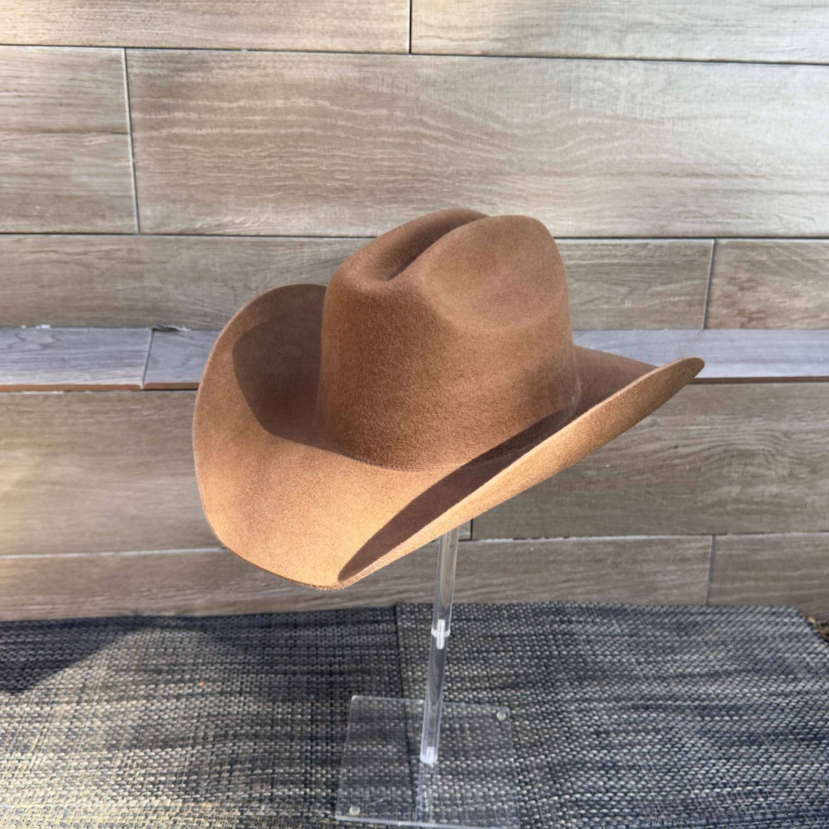 Queens INC - Cowboy hat in 100% Australian wool.: IVORY / ONE SIZE