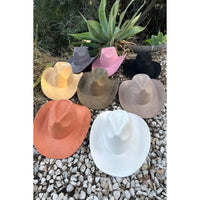 Queens INC - Fashion Vegan suede cowboy hat: TAUPE / ONE SIZE